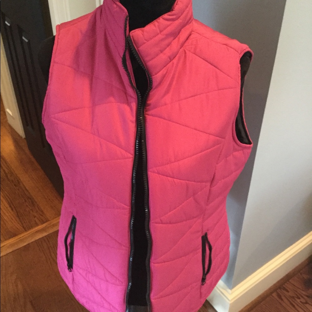 Vest - Picture 2 of 3